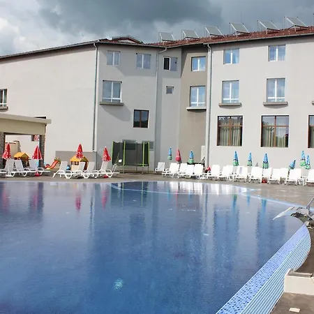 Hotel Ralitsa *